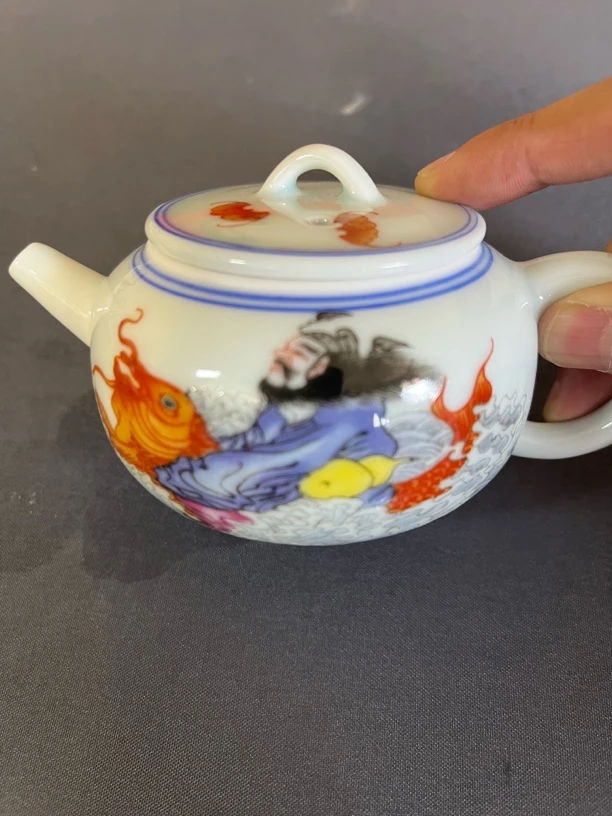 景德镇陶瓷粉彩人物茶壶泡茶壶喝茶壶陶瓷壶人物抱鱼茶壶