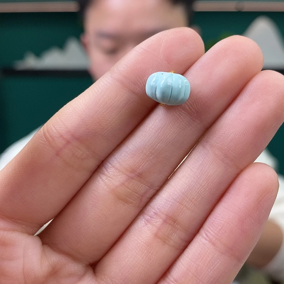 绿松石未镶嵌挂件