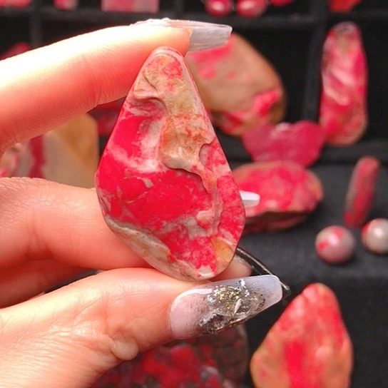 昌化鸡血石昌化鸡血石精品原石