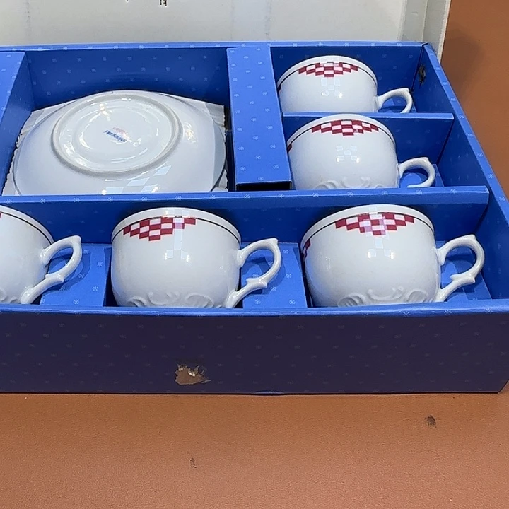 无***儿一套漂亮的工艺品