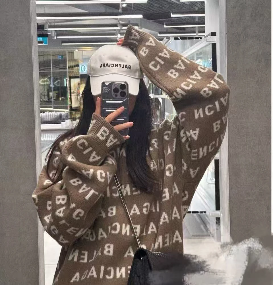 未使用 Balenciaga/巴黎世家 巴黎世家满印logo圆领毛衣