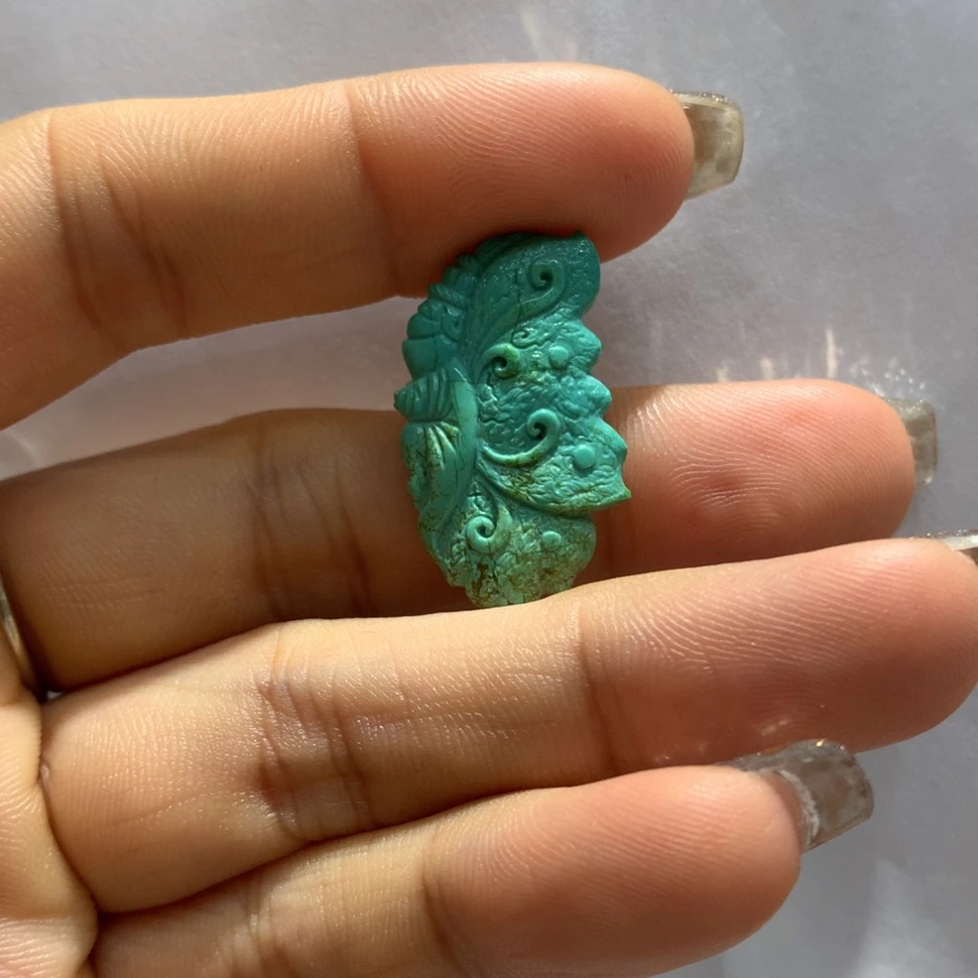 绿松石配饰未镶嵌