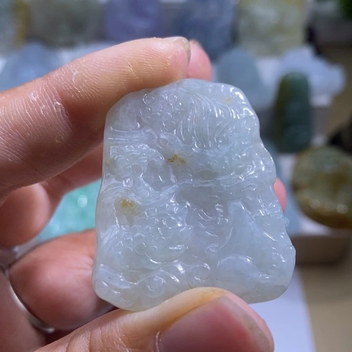 【闪购商品】颈饰未镶嵌翡翠龙牌