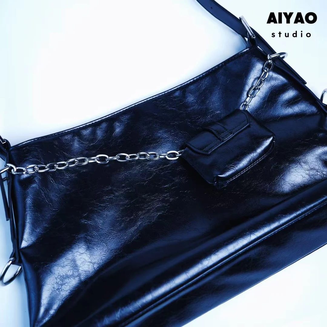 【AIYAO】黑色皮面斜跨包单肩包231
