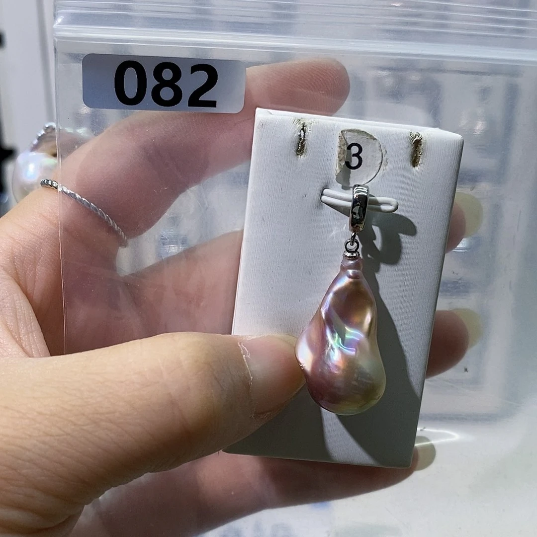 淡水珍珠合金颈饰