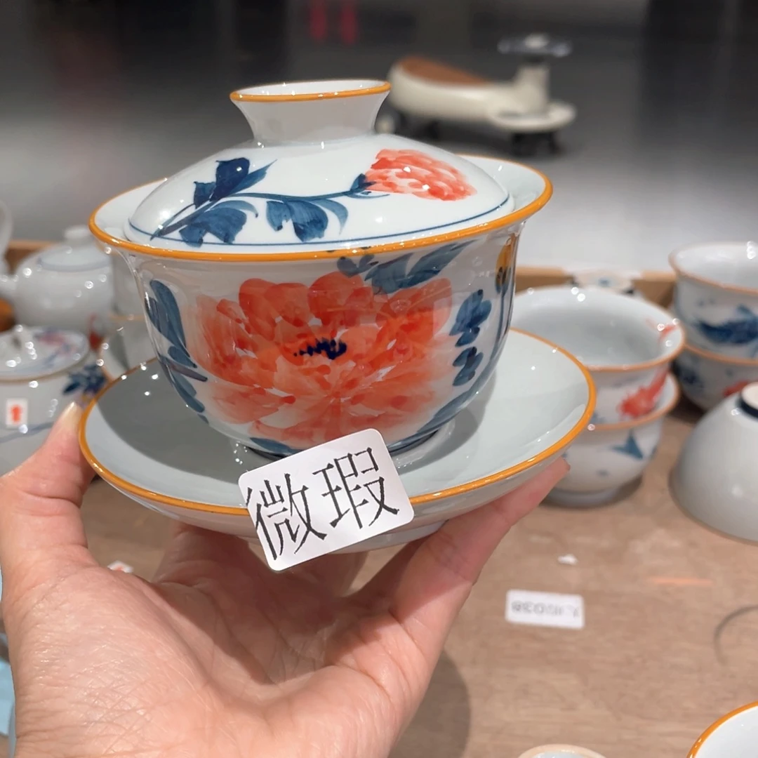 釉下手绘茶具微瑕
