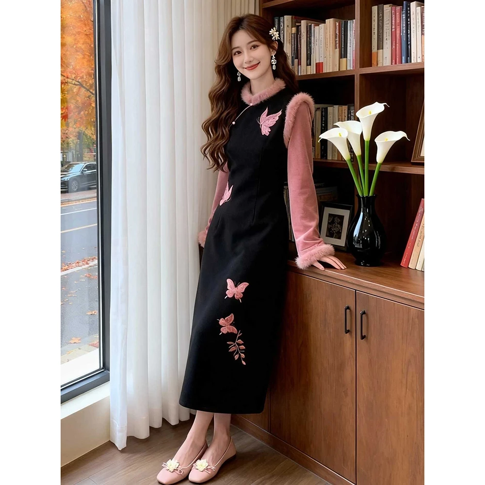 新中式蝴蝶刺绣复古长裙2025秋冬高级感洋气加厚设计感国风旗袍裙