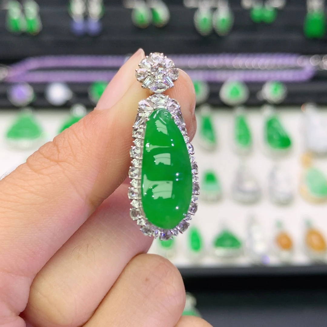 翡翠18K金镶嵌吊坠(不含链)