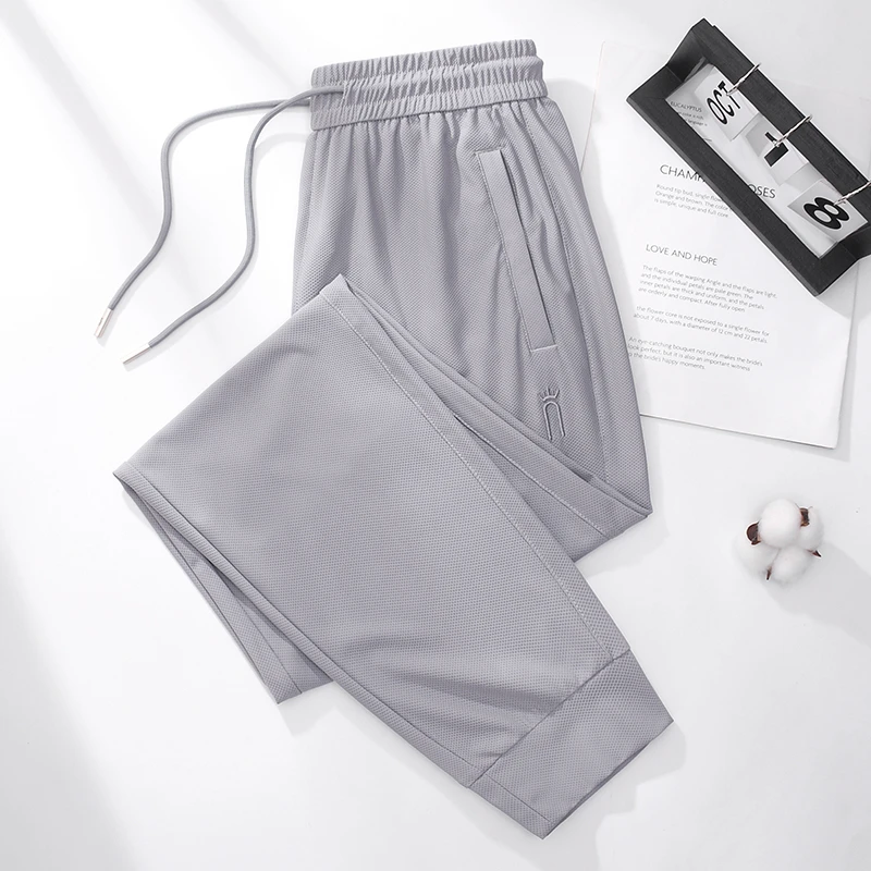 2025年凉感灰色冰丝速干垂感运动裤女夏季薄款束脚宽松高腰休闲裤