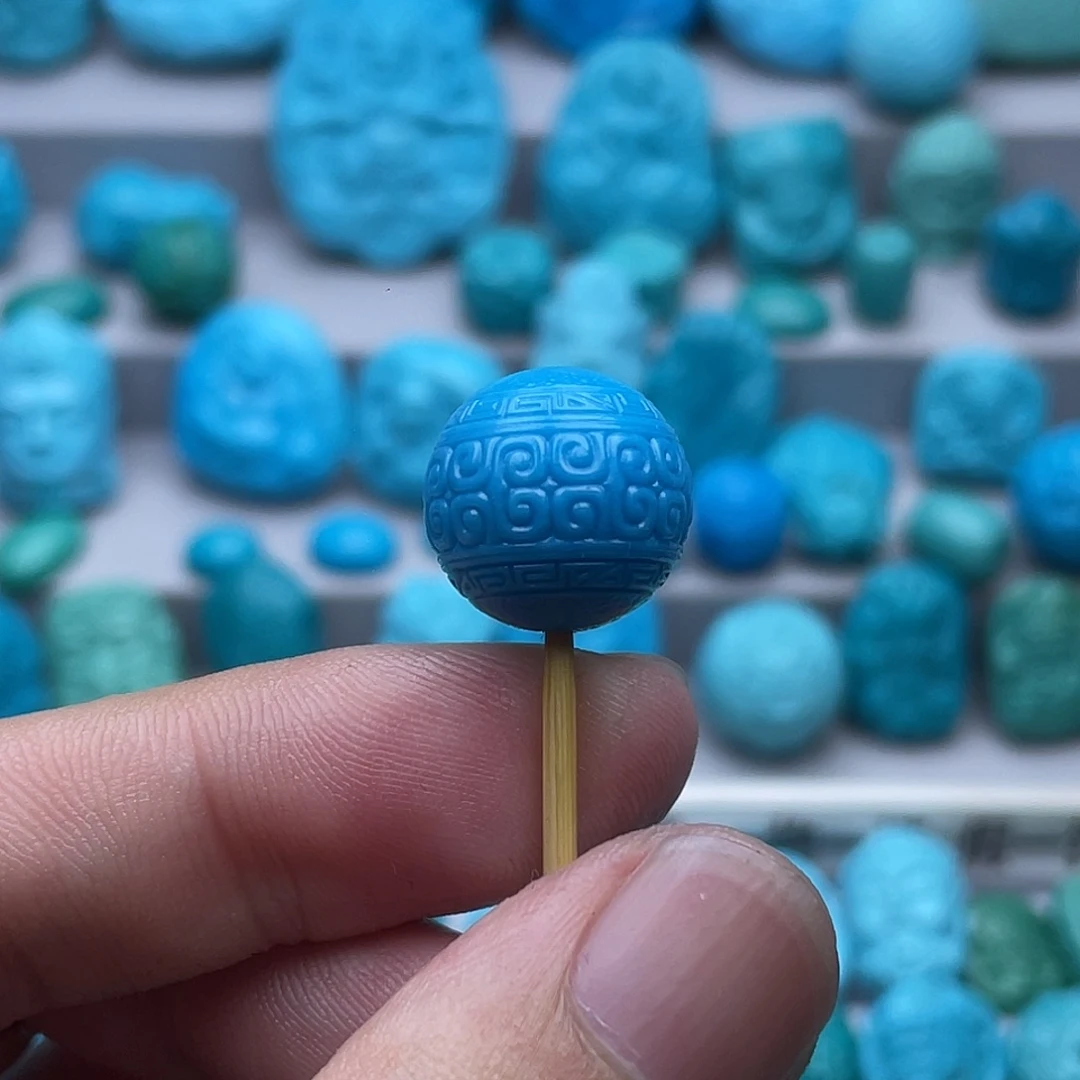 绿松石未镶嵌珠宝奇石