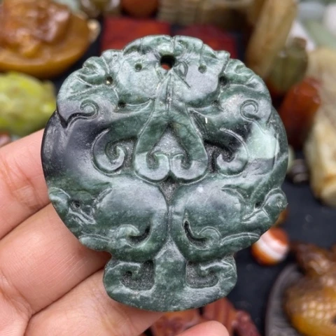 蛇纹石玉未镶嵌颈饰107