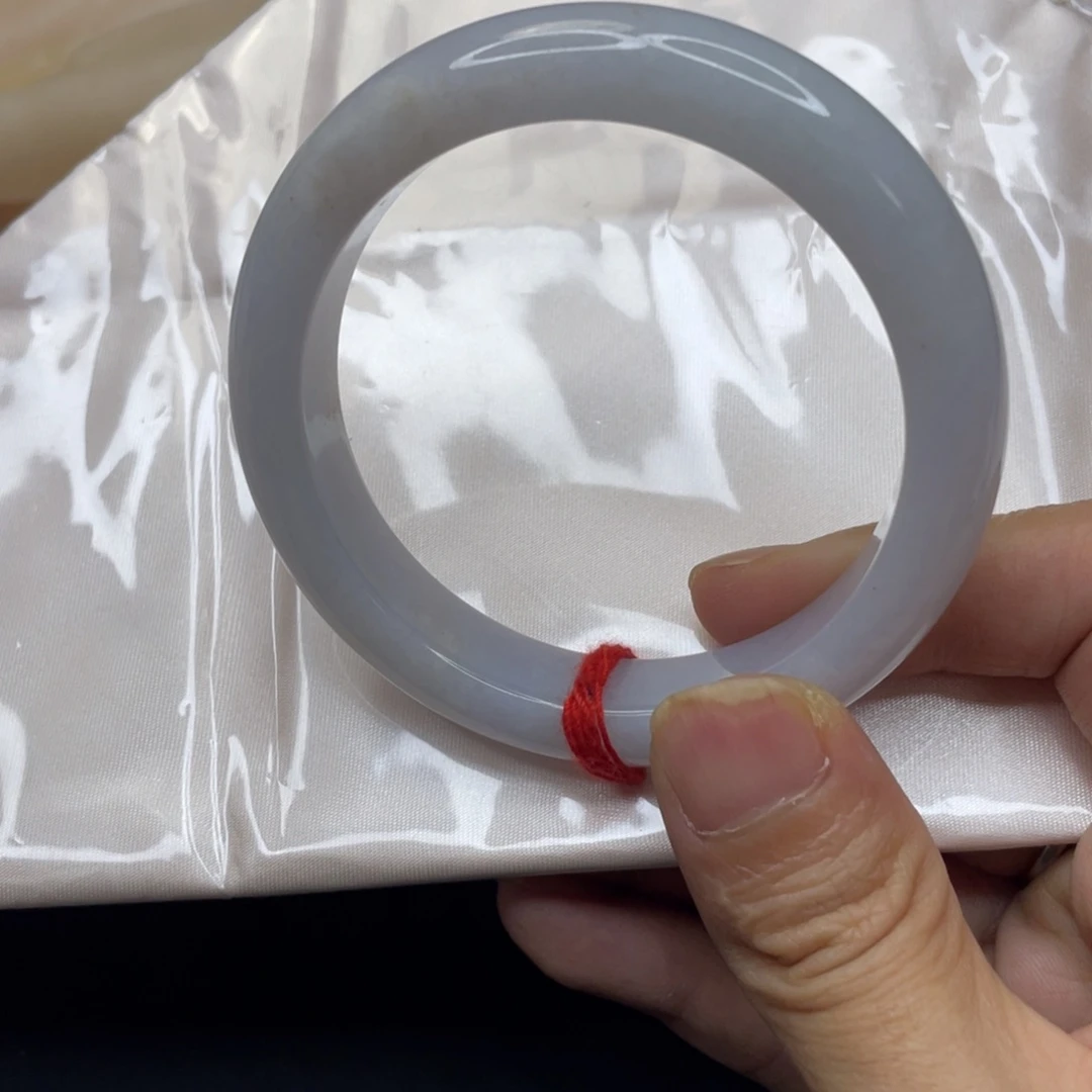 未镶嵌手镯翡翠手镯