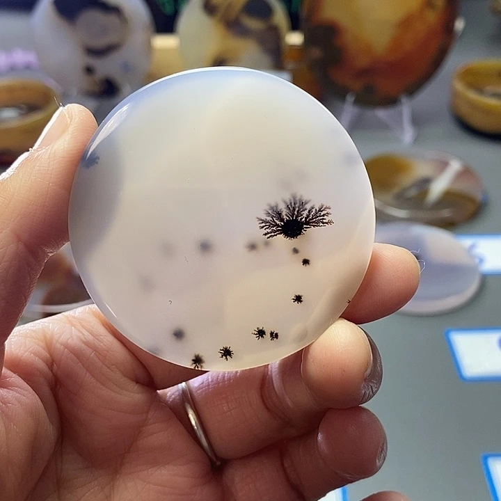 玛瑙/玉髓未镶嵌珠宝半成品30