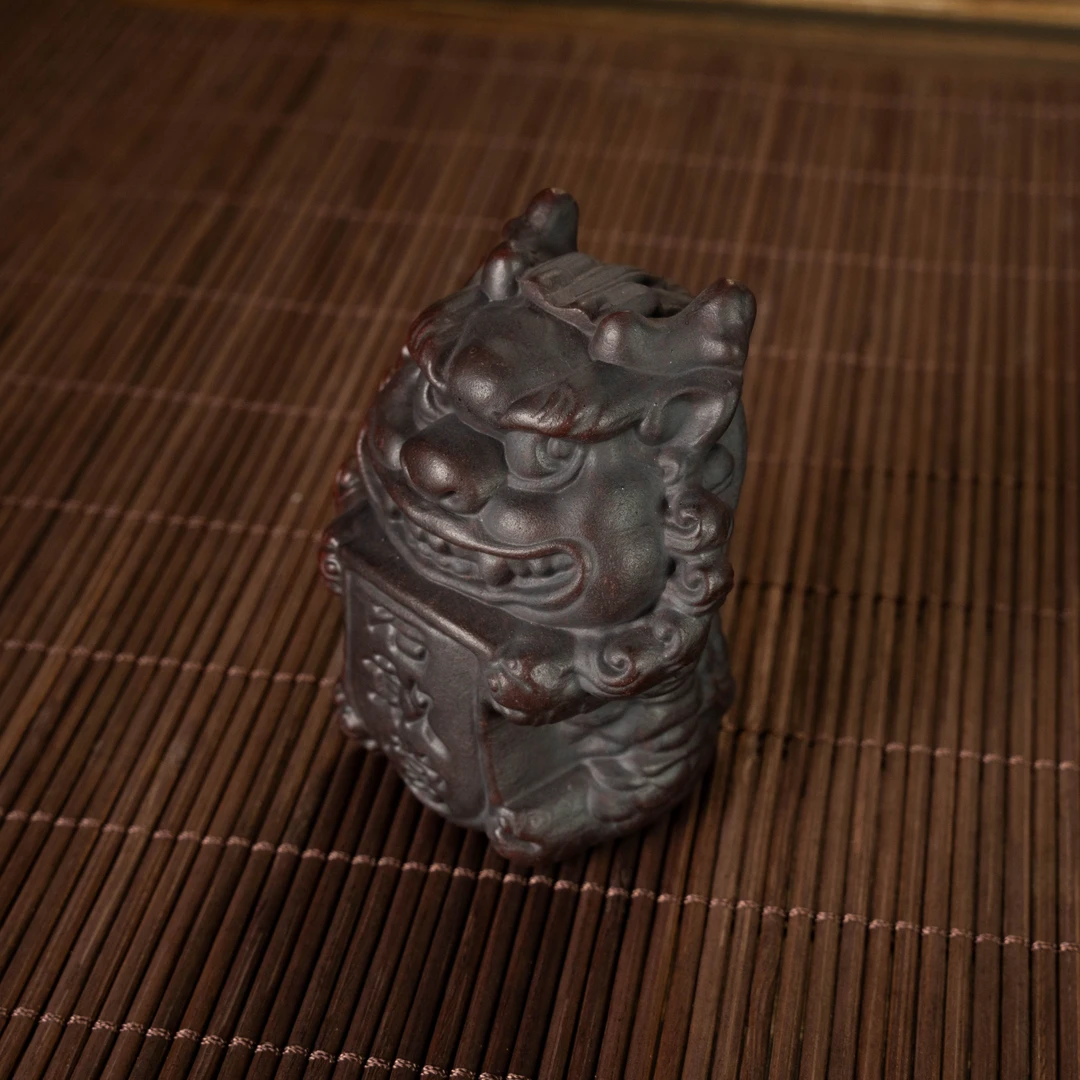 HTF-20宜兴紫砂原矿手工茶宠摆件古红泥石敢当