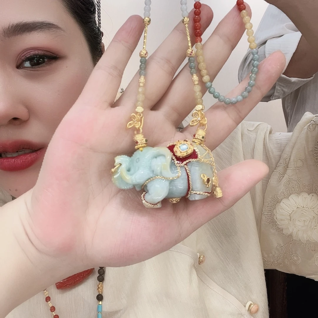 天***意翡翠合金吊坠(赠链)国风