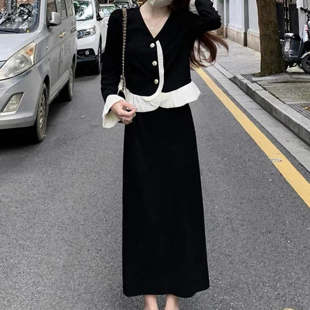 24828款珍珠扣法式小香风女春季高级感赫本风上衣