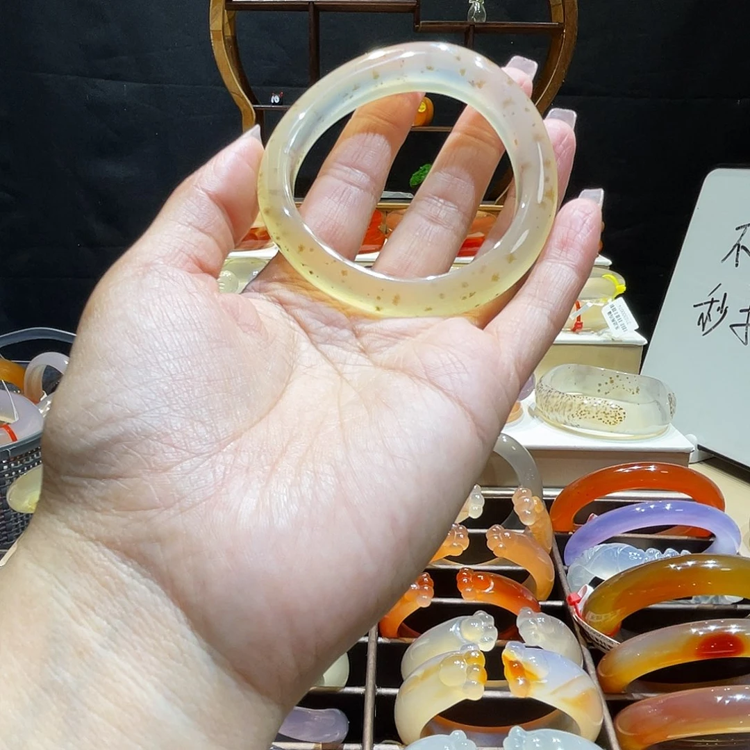 玛瑙/玉髓未镶嵌手镯