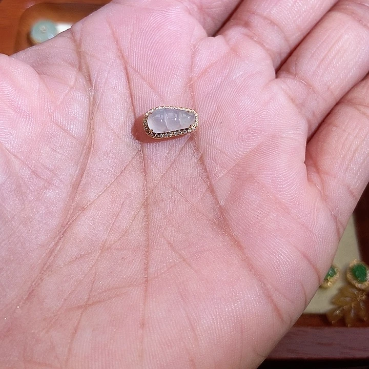 翡翠18K金镶嵌吊坠(不含链)11111