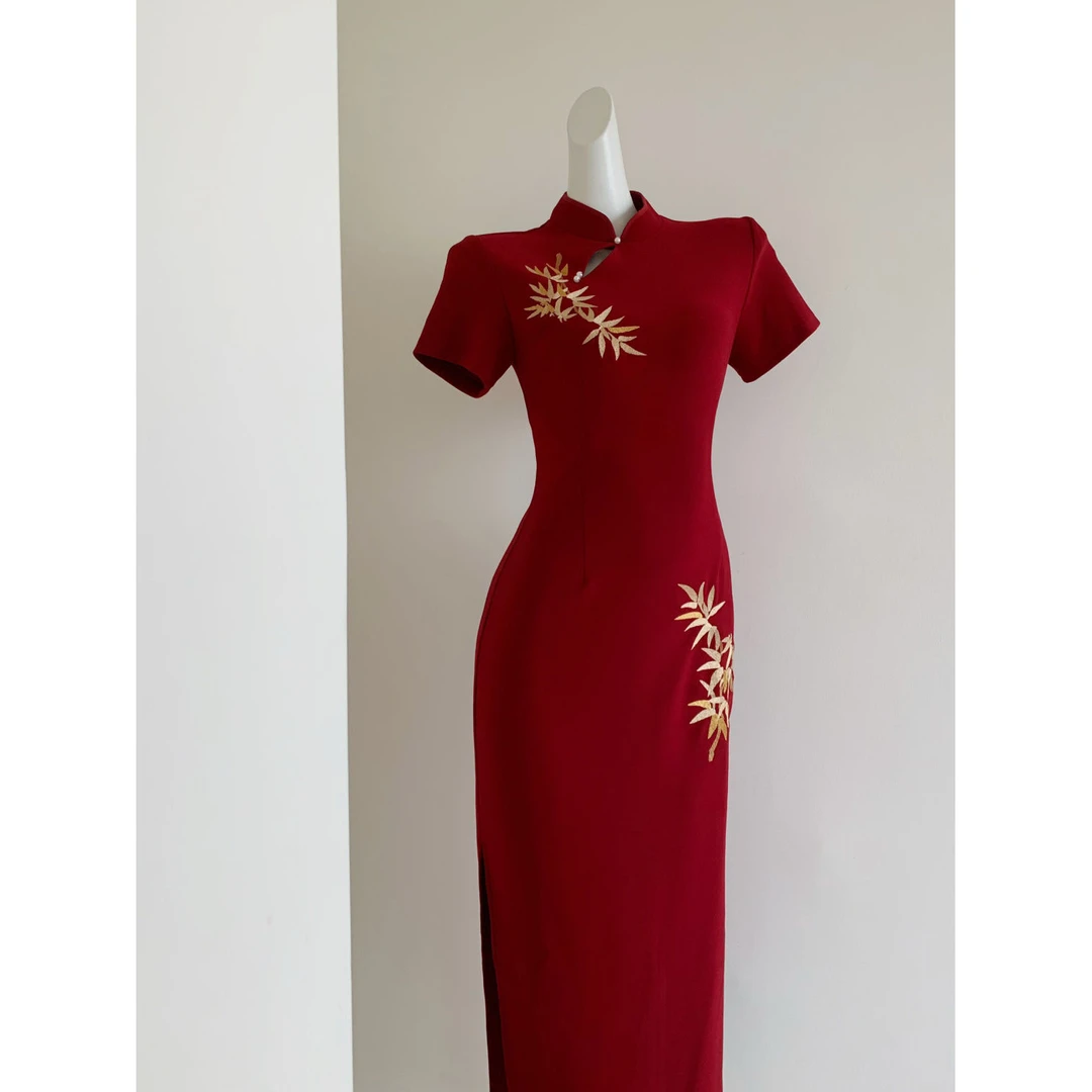 新中式夏季订婚结婚礼服女刺绣弹力旗袍修身连衣裙