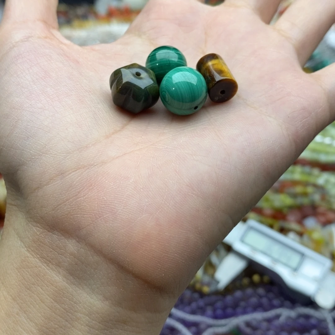 未镶嵌玛瑙/玉髓珠宝半成品打包孔雀石黄虎石水草玛瑙