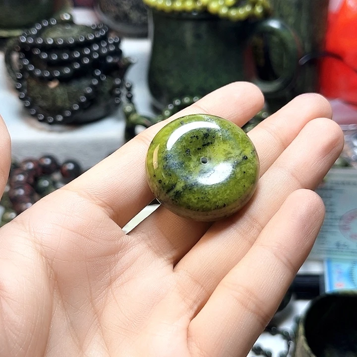 末***央蛇纹石玉合金珠宝半成品