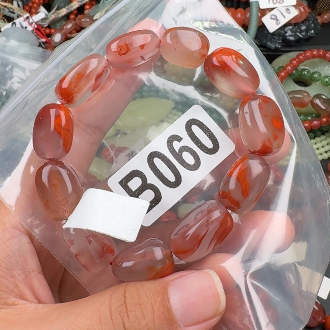 南红玛瑙未镶嵌珠宝奇石