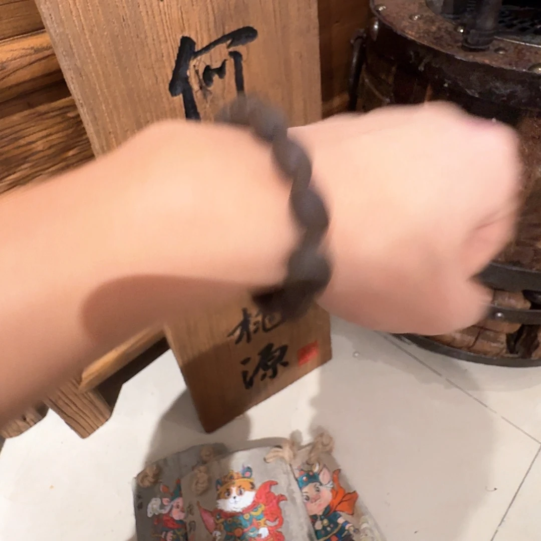 真莲子手串9.9，一串12个