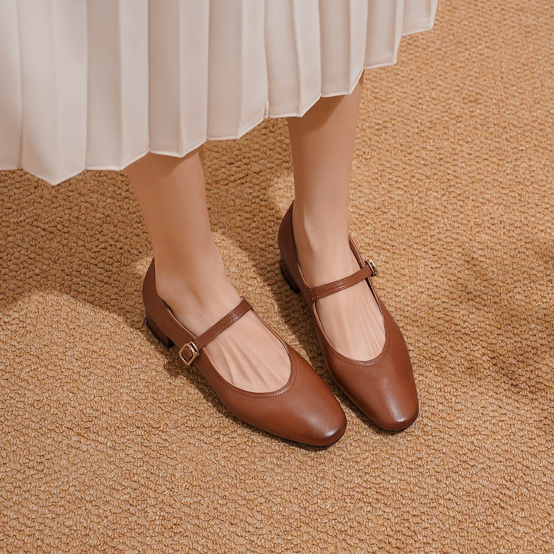 Harson/哈森秋款复古小皮鞋单鞋简约百搭玛丽珍通勤女鞋HL244113