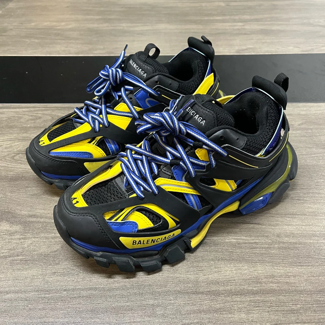 95新 Balenciaga/巴黎世家 track黑蓝黄 41码无盒 c2601老爹鞋