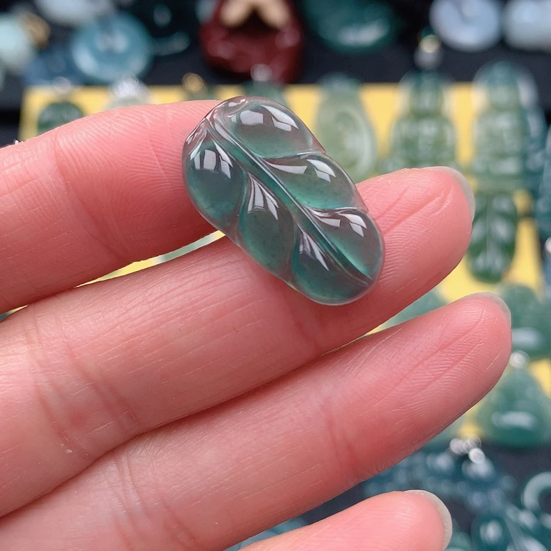 翡翠吊坠(不含链)未镶嵌吊坠