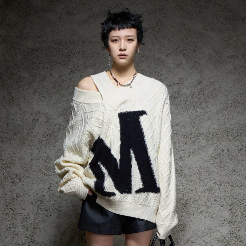 U/TI【MILIXU系列】设计师款麻花编制工艺宽松慵懒风长袖毛针织衫