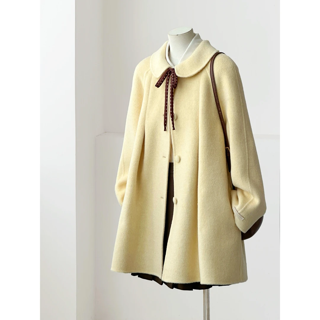 奶黄色短款呢子大衣女2025秋冬季新款高级感韩系时尚显瘦毛呢外套