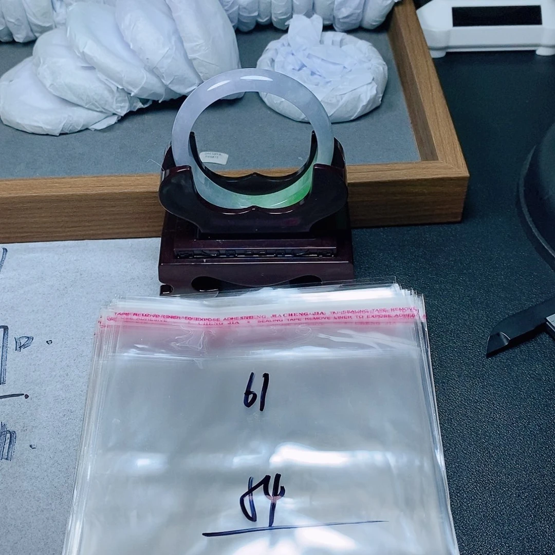 非金属时尚手镯飘花