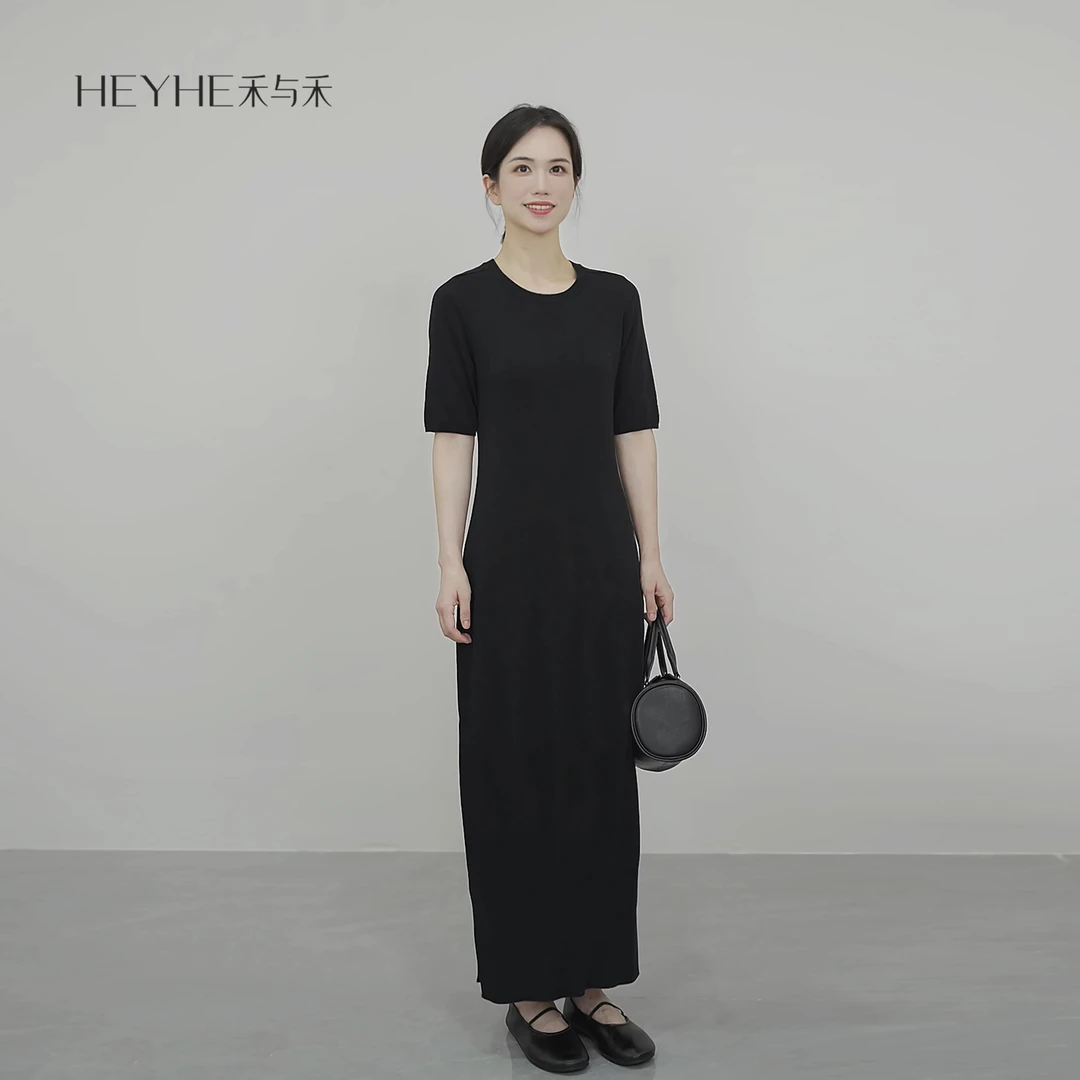 小禾【魅影】夏季莱赛尔桑蚕丝棉混纺圆领显瘦针织短袖开叉连衣裙