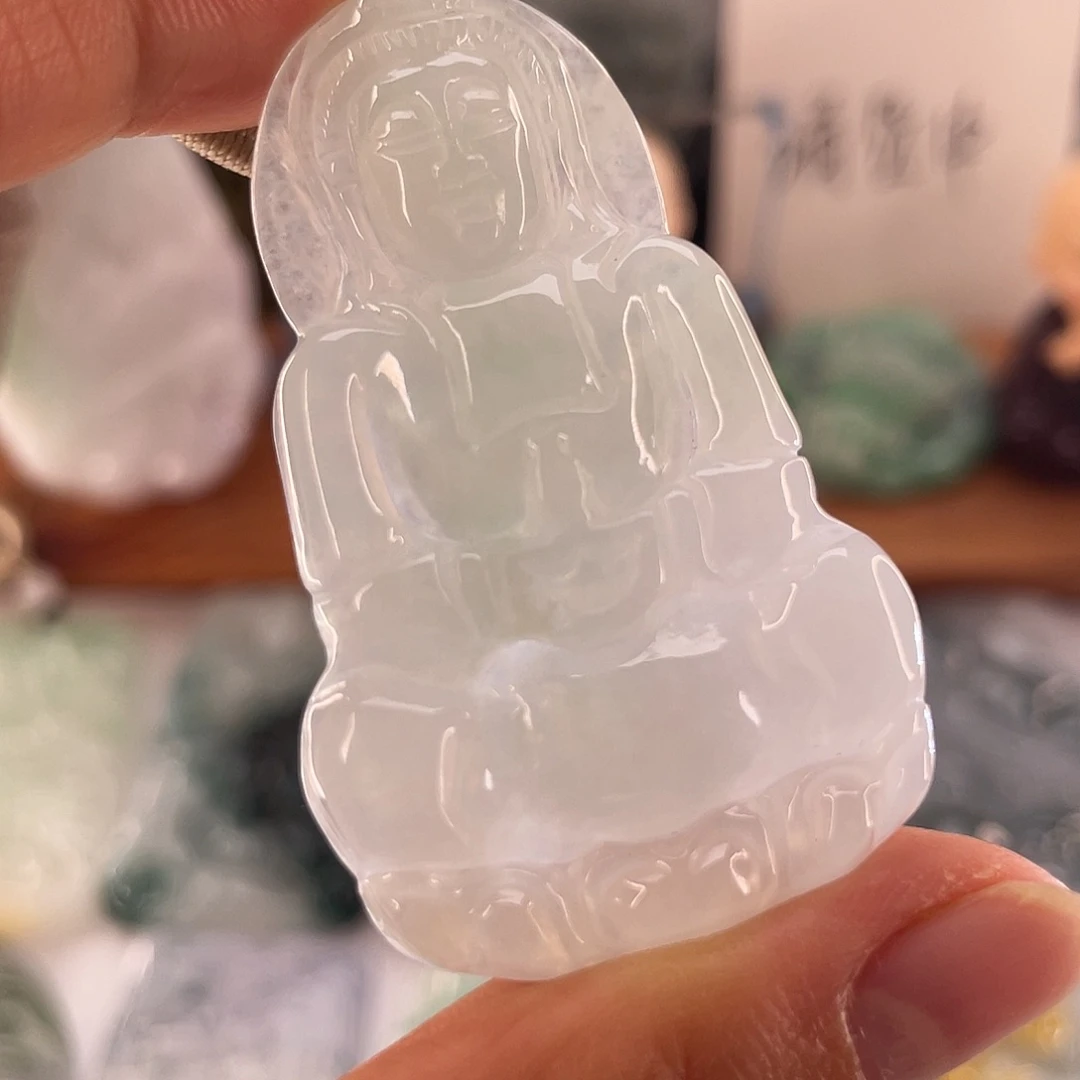 颈饰未镶嵌翡翠观音