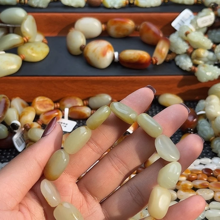 和田玉手链未镶嵌