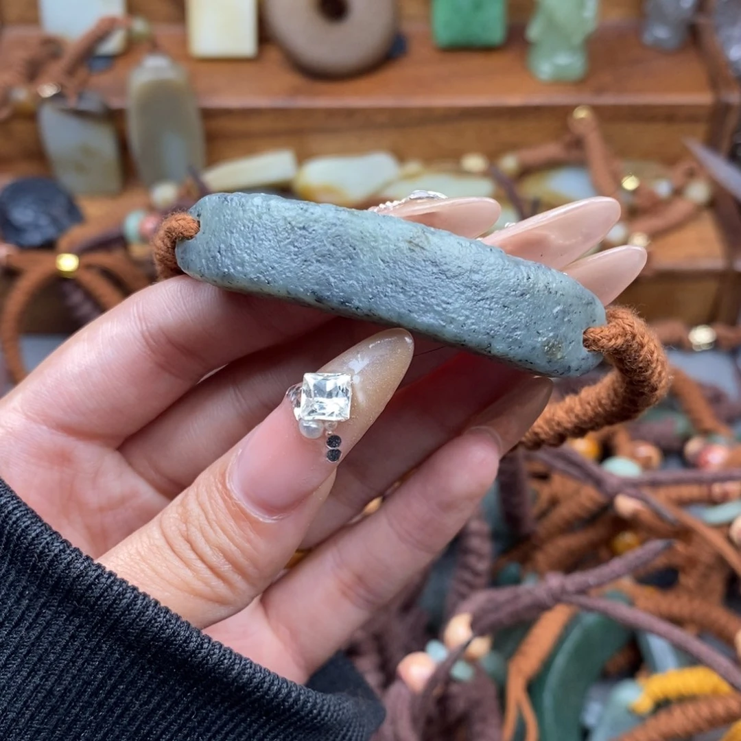 和田玉颈饰未镶嵌B****s