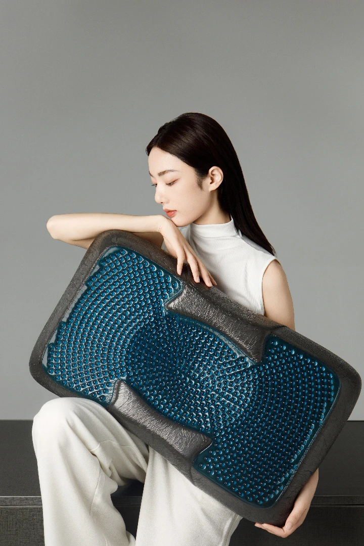 《AB》黑金4代护颈凝胶枕～头凉颈不凉