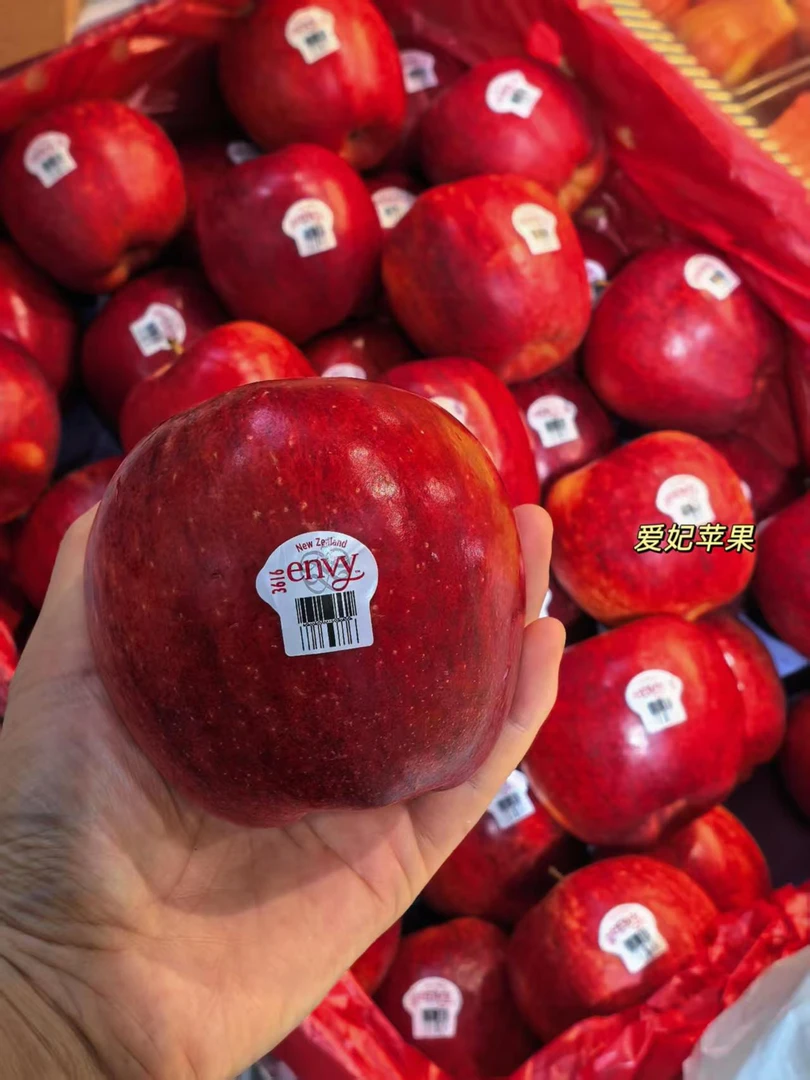 新西兰爱妃苹果 8颗 净重 3.1-3.5斤