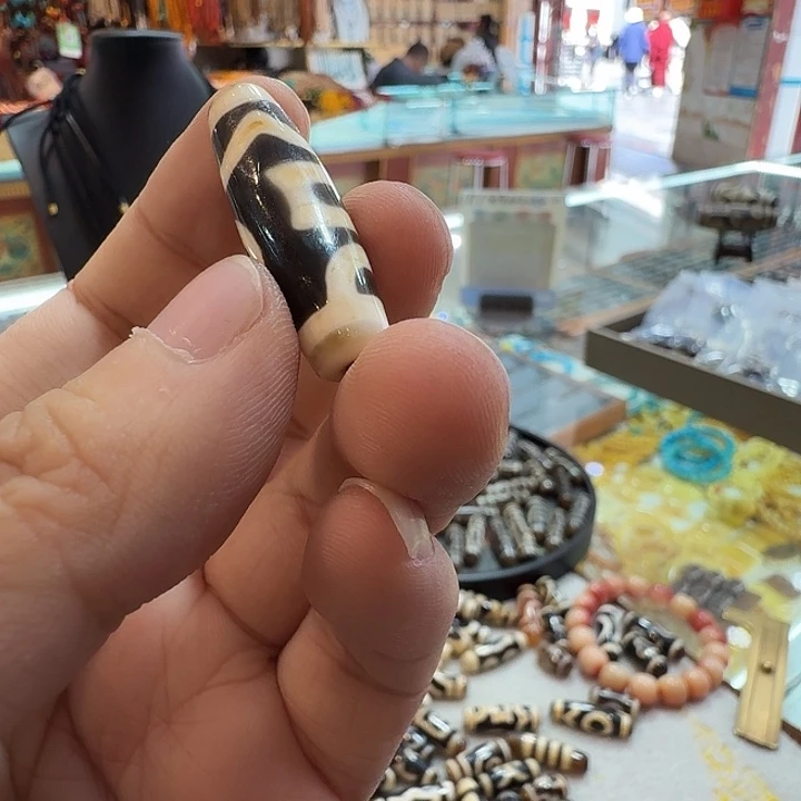 沭***麟玛瑙/玉髓合金颈饰