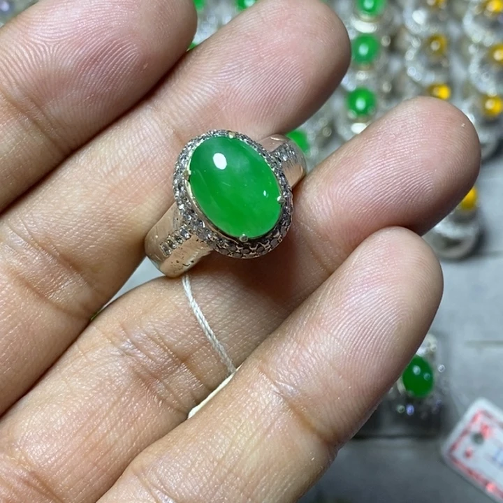 定制翡翠未镶嵌天然缅甸翡翠A货