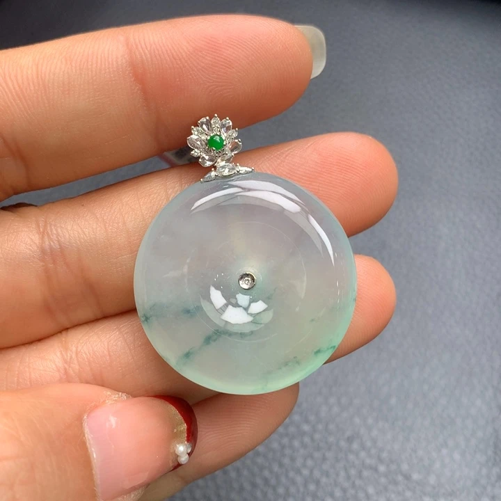 翡翠吊坠(不含链)18K金镶嵌