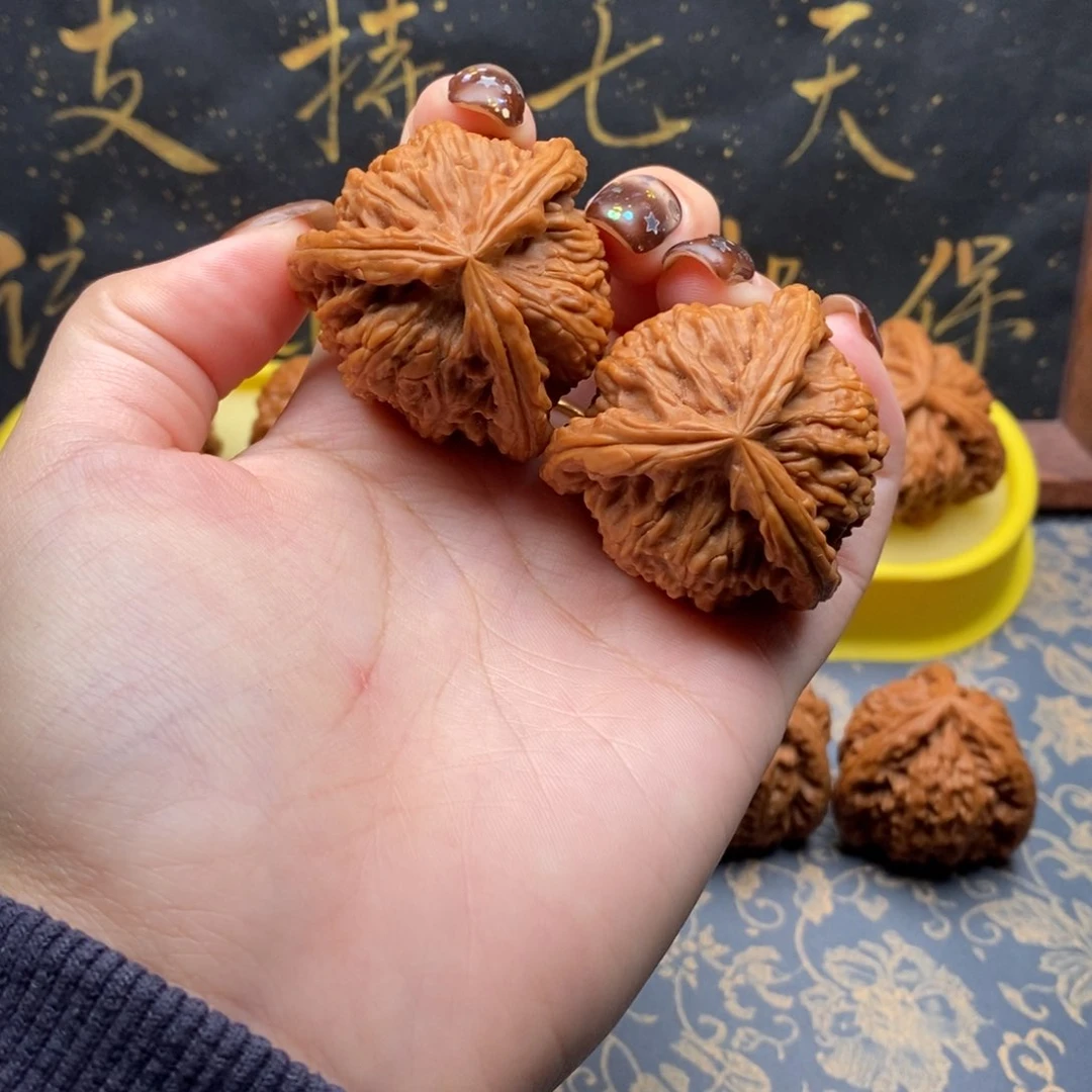 吊坠文玩核桃,*白狮子