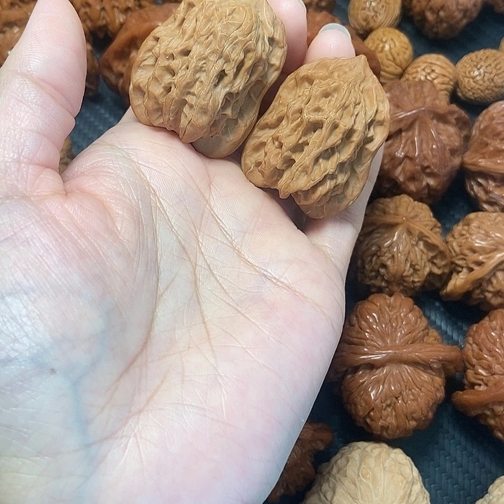 文玩核桃吊坠葫芦