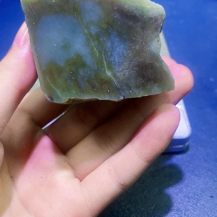 未镶嵌和田玉（糖玉）珠宝半成品
