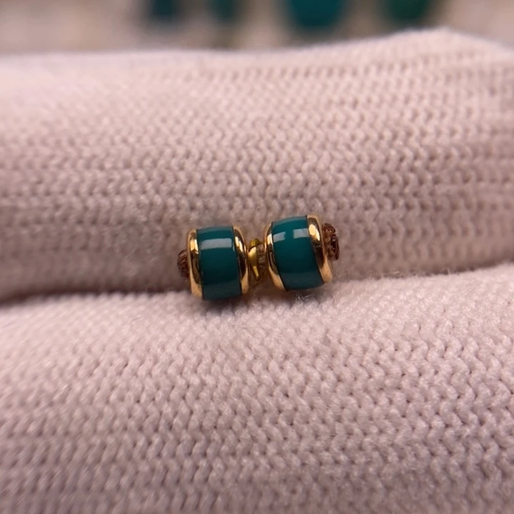 18K金镶嵌绿松石汉堡对珠4.5mmAA387