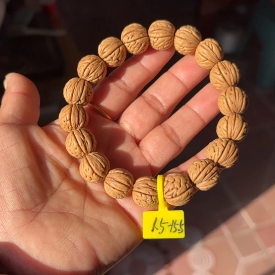 挖***生木质野生桃核手串