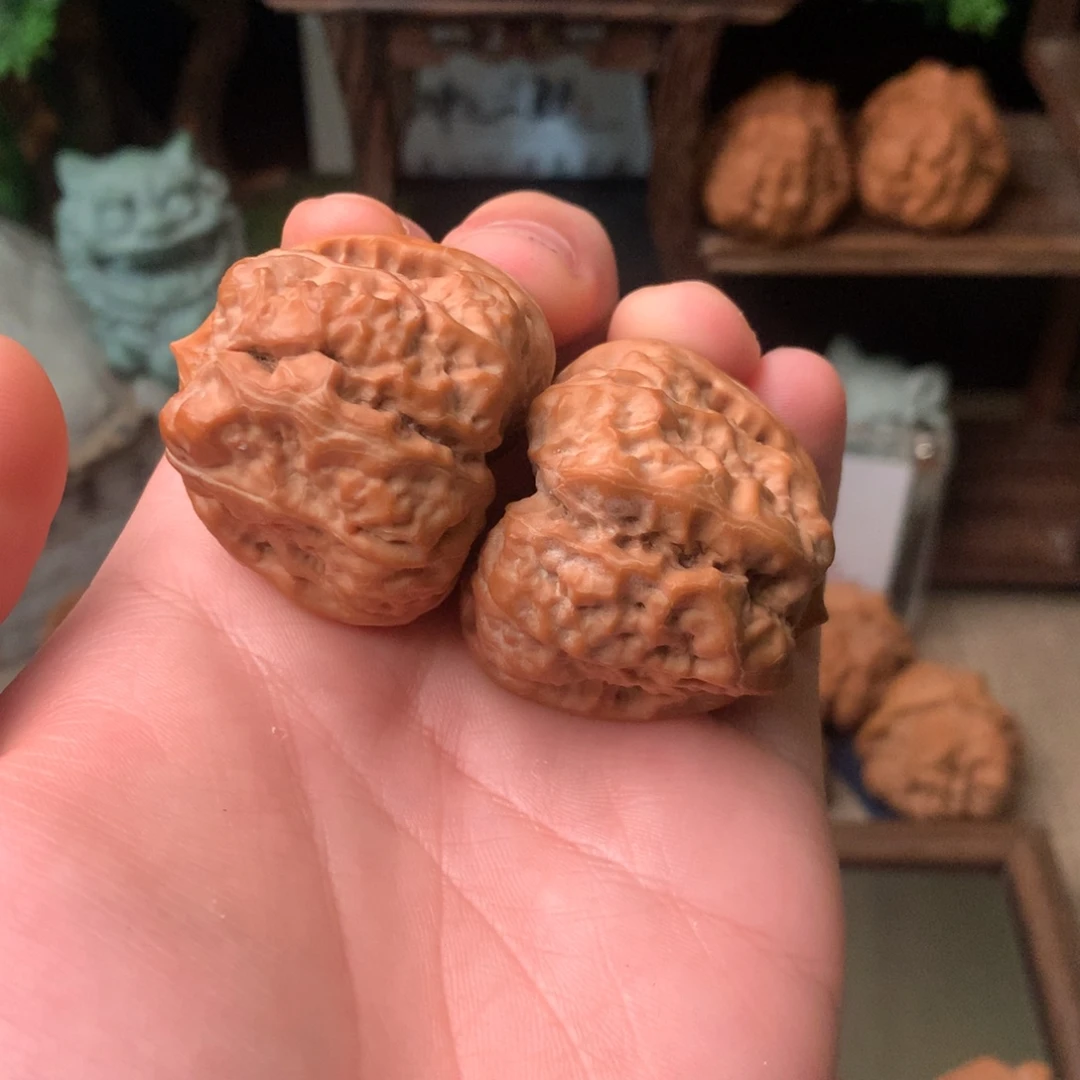 蒸***汤文玩核桃把件40尺寸蛤蟆头
