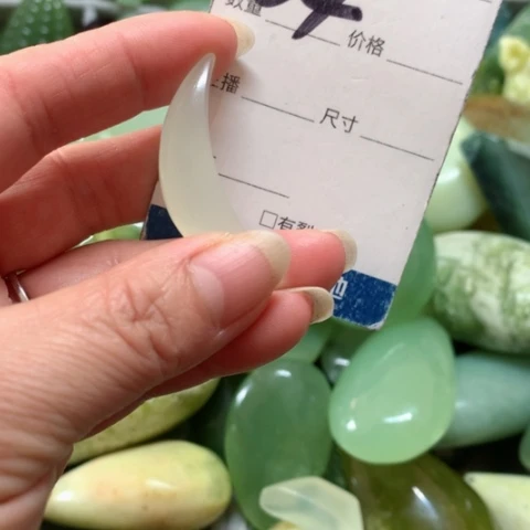 蛇纹石玉手把件未镶嵌