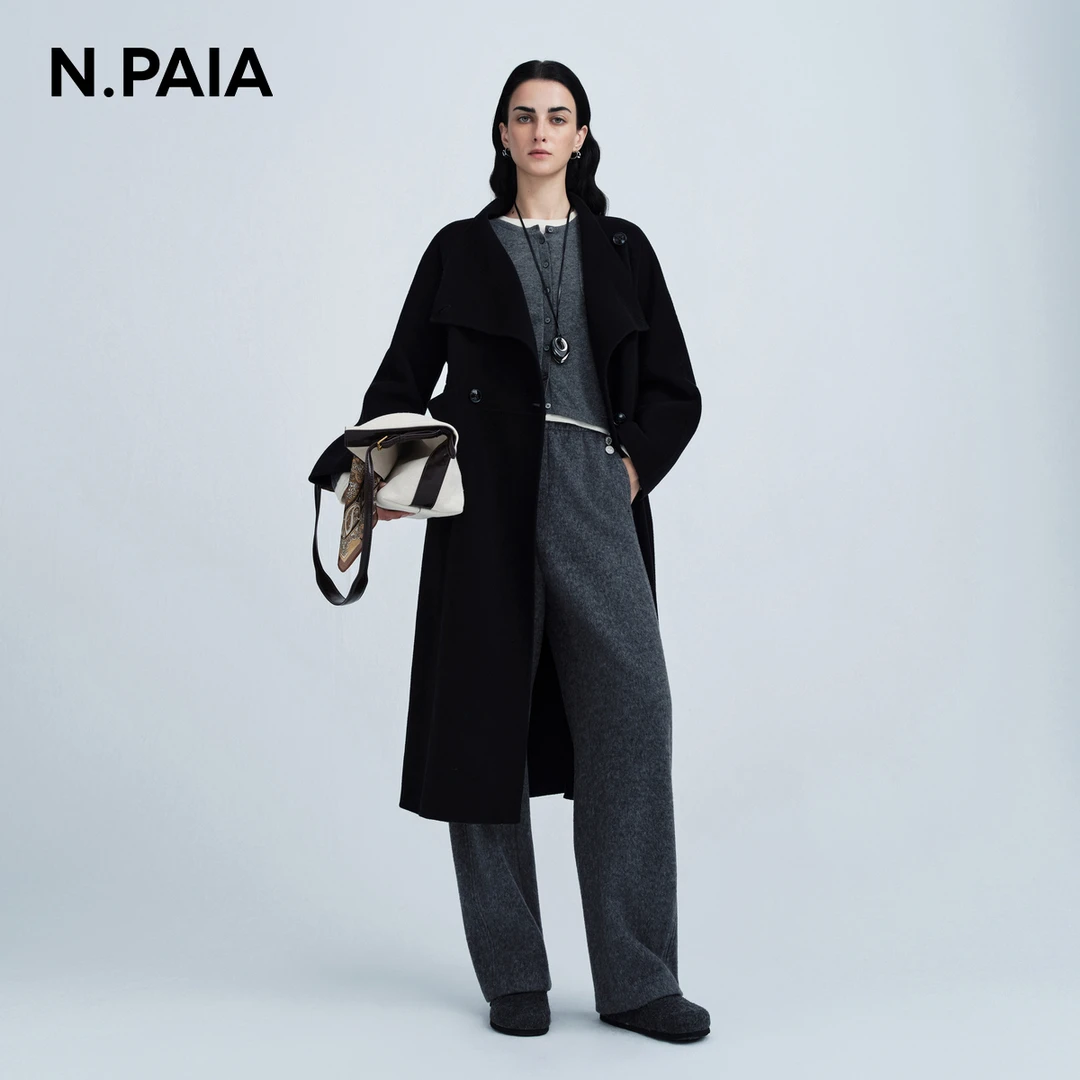 【品牌日】恩派雅2025秋冬新款绵羊毛银杏叶胸针毛呢外套XNKIW8311A